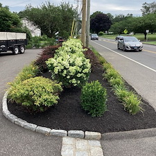 Front-Yard-Landscape-Planting-Mulch-Installation-Trumbull-CT 3